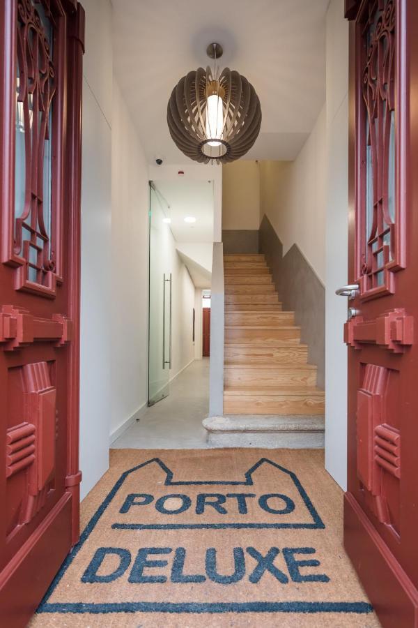 Porto Deluxe Suites Exterior photo